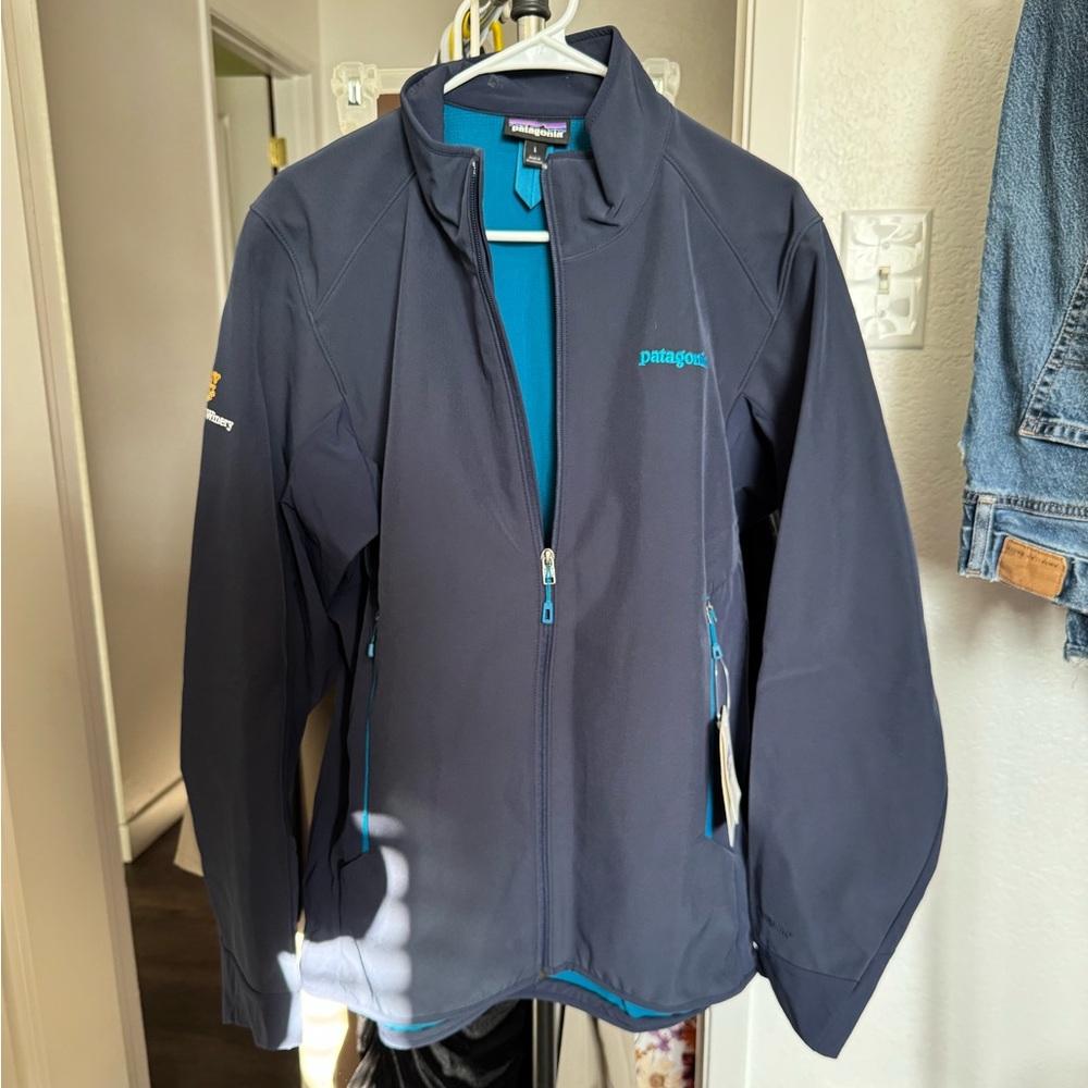 Patagonia Charcoal Jacket with Teal Logo NWT